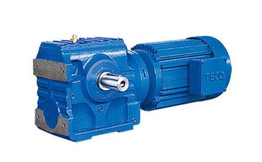 蝸輪減速機(jī) 蝸輪蝸桿減速機(jī)在磨合期的一些注意事項(xiàng)