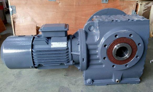 蝸輪蝸桿減速機蝸桿傳動與帶傳動的區(qū)別特點講解